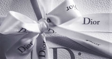 dior art of gifting.